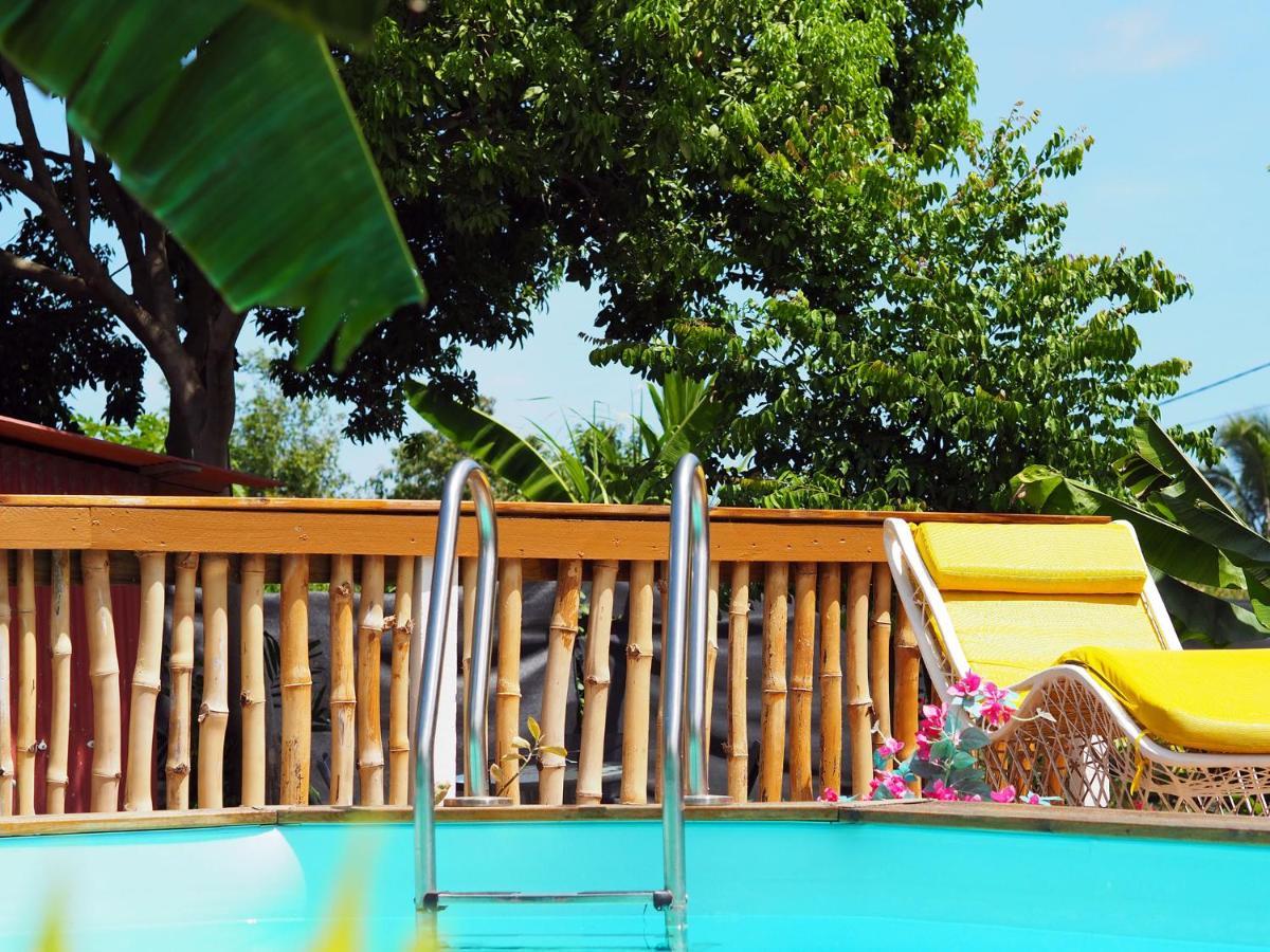 Gite cosy climatisé avec piscine privée Petit-Canal Extérieur photo